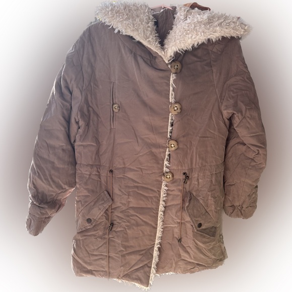 Fur coat - Picture 11 of 13